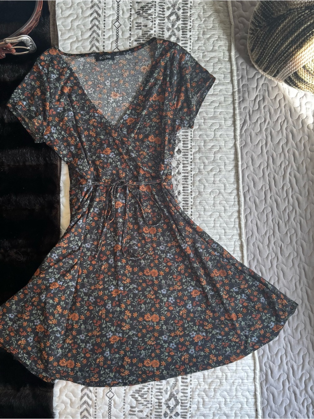Eclipse Dark Floral Wrap Dress | Fall Cottagecore | XS 🧸🤠🍂